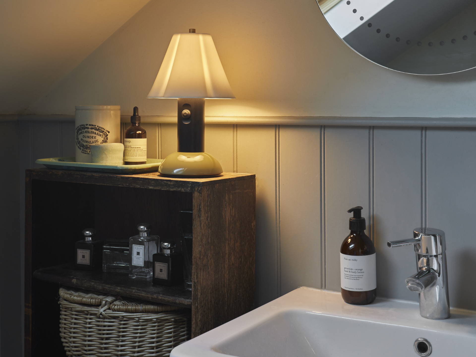 Blossom Portable Light