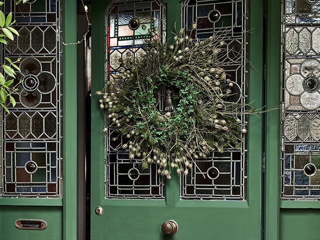 annie sloan christmas front door - goodhomesmagazine.com