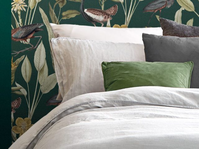 autumn decor trends: forest green lush and leafy