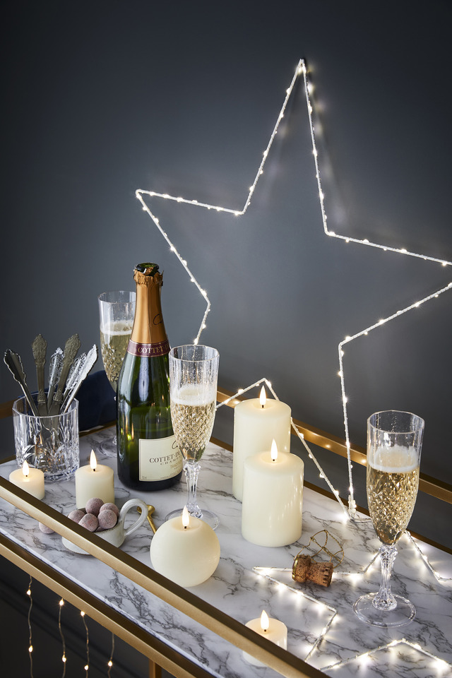 New years eve party drinks trolley cocktail area with lights