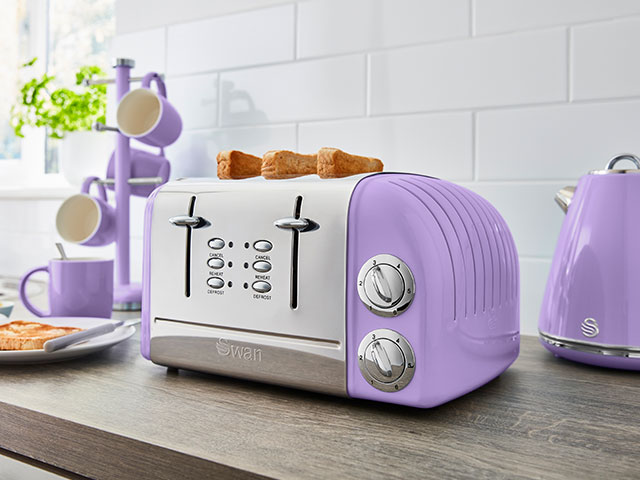 One of the best toasters for a retro feel